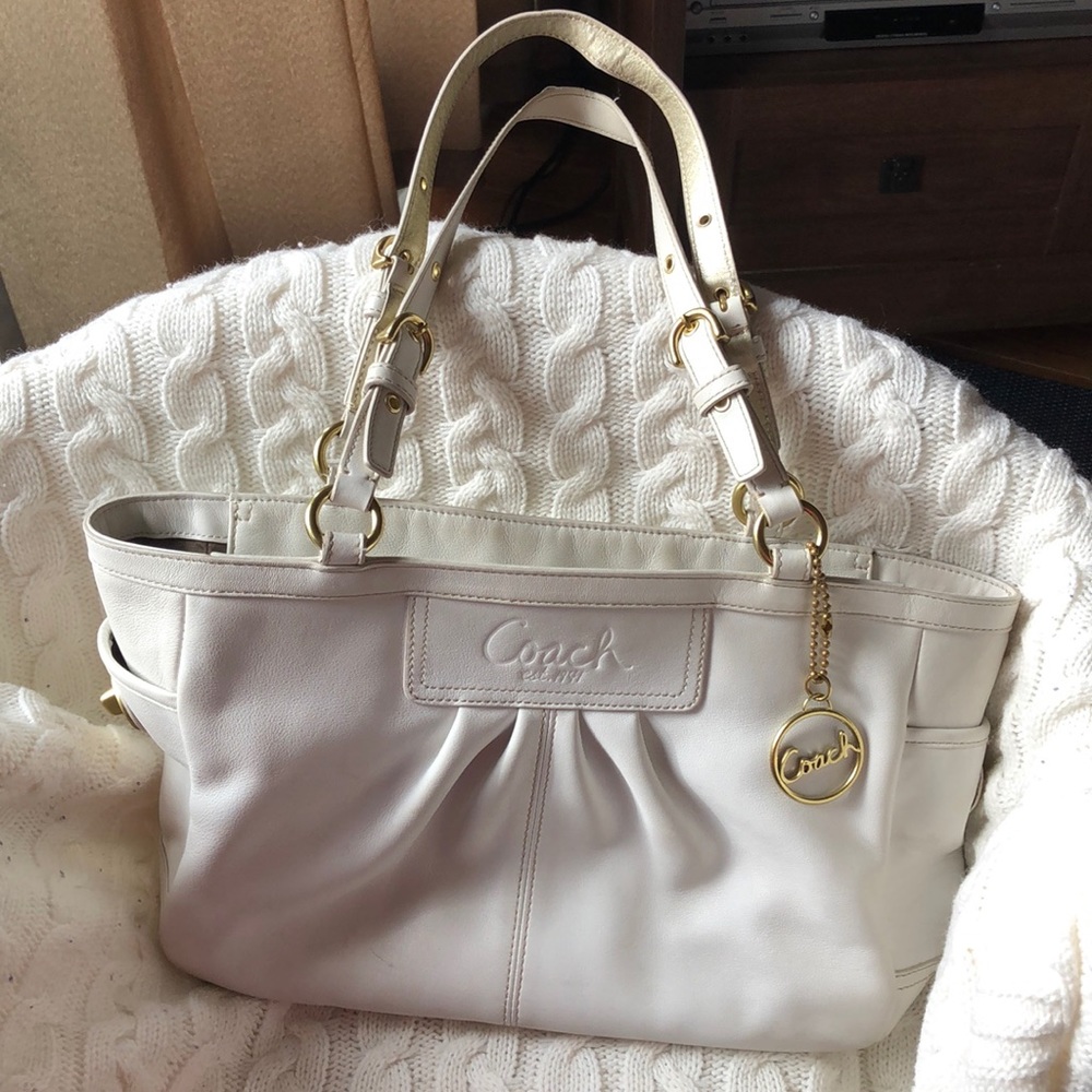 Coach White Leather Purse GUC